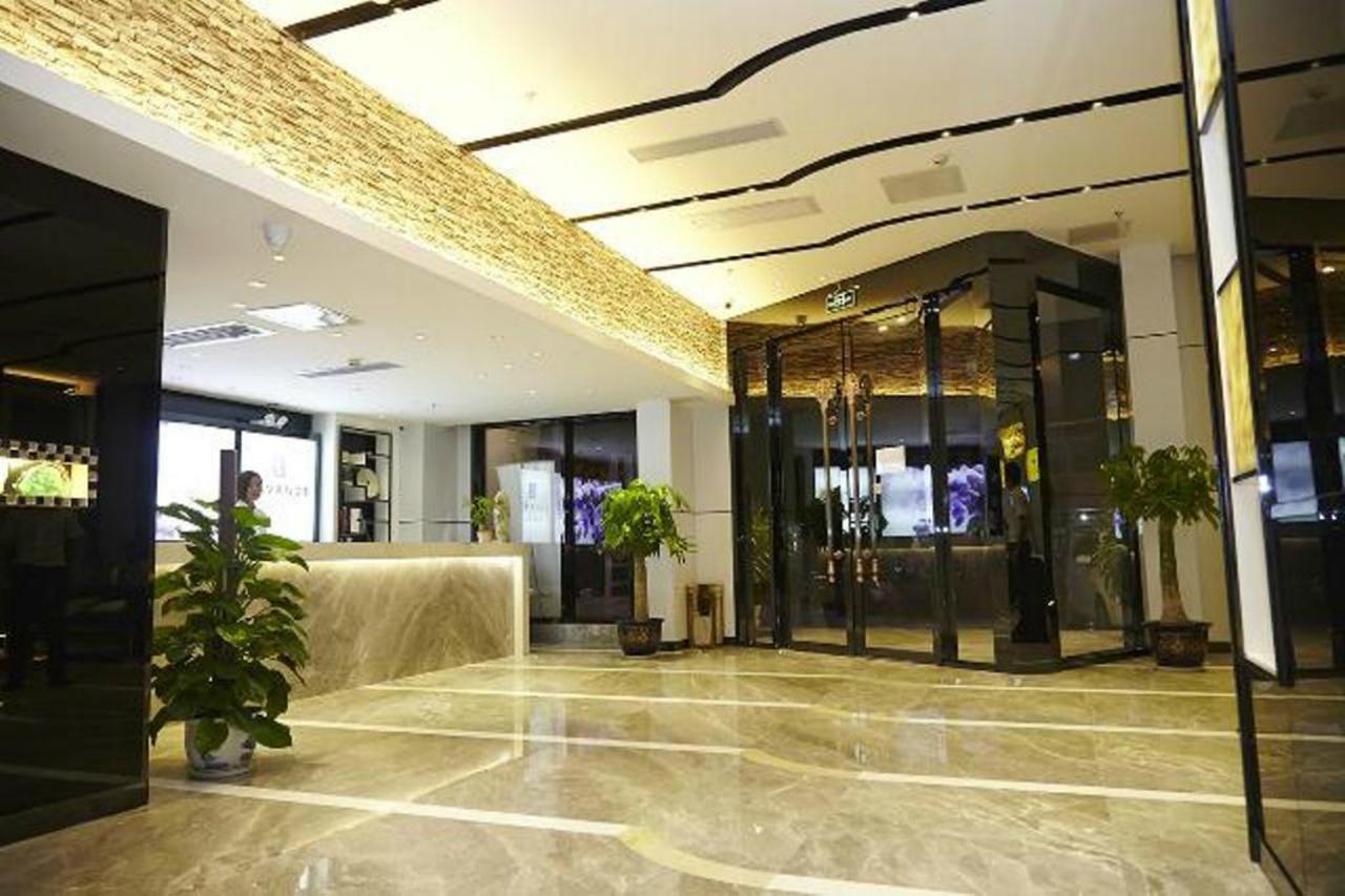 Lavande Hotel Guangzhou Ximenkou Metro Bagian luar foto