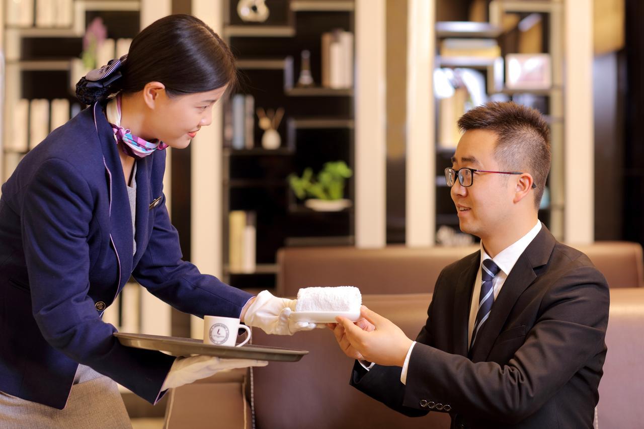 Lavande Hotel Guangzhou Ximenkou Metro Bagian luar foto