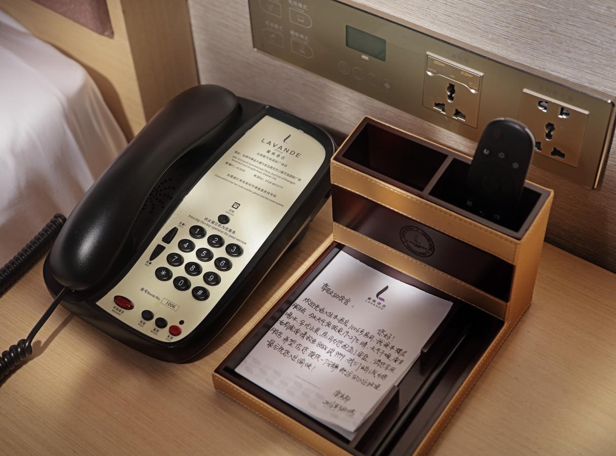 Lavande Hotel Guangzhou Ximenkou Metro Bagian luar foto
