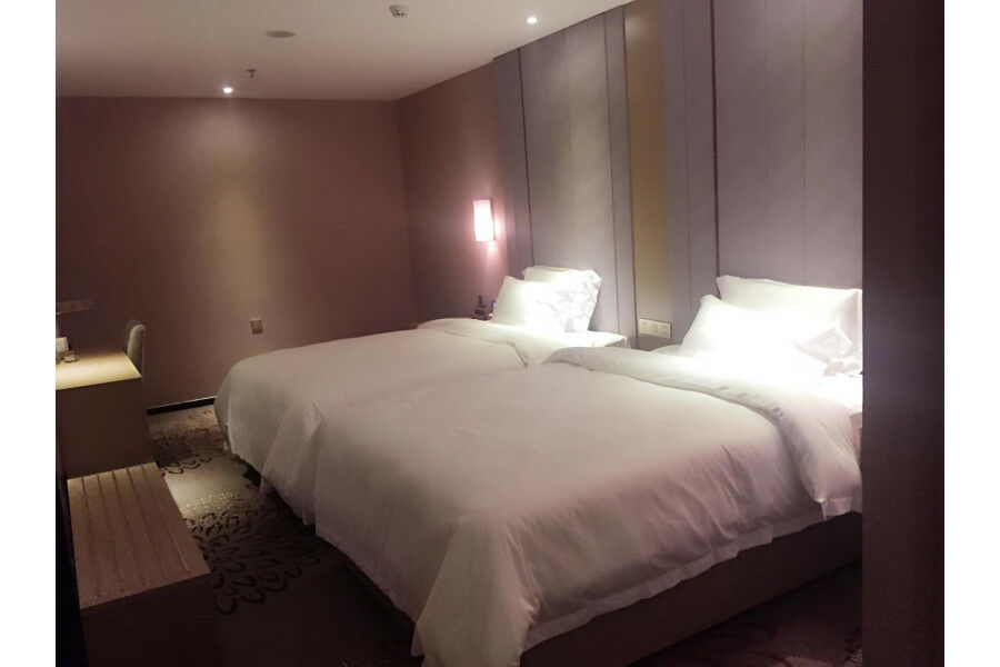 Lavande Hotel Guangzhou Ximenkou Metro Bagian luar foto
